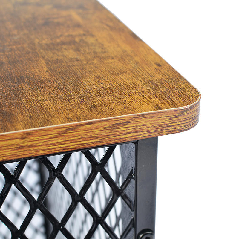 Møbelstil stor træhundbur med hjul og pude Møbelstil stor træhundbur med hjul og pude